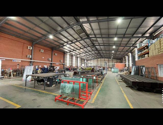 2,051M² WAREHOUSE TO LET IN SUNDERLAND RIDGE